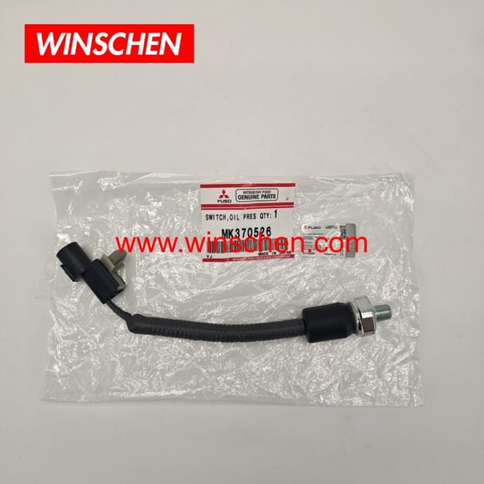 370526 (8) 370526 (8)